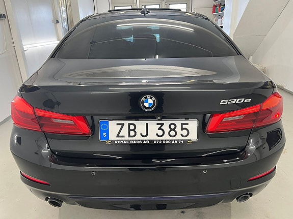 BMW 530e 5 of 27