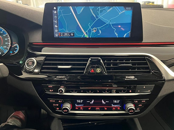 BMW 530e 16 of 27