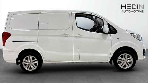BYD eTP3 6 of 12