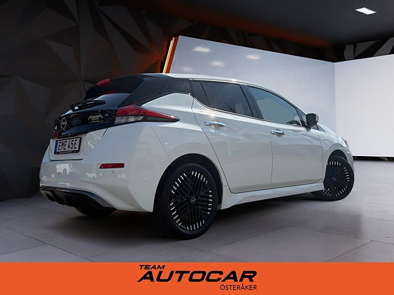 Nissan Leaf 4 of 16