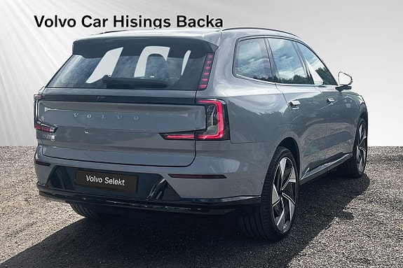 Volvo EX90 6 of 13