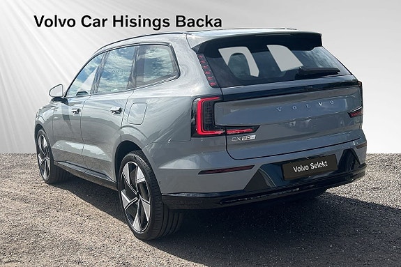Volvo EX90 5 of 13