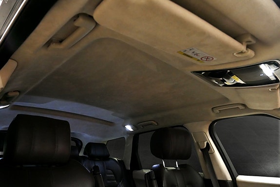 Land Rover Range Rover Sport 26 of 30