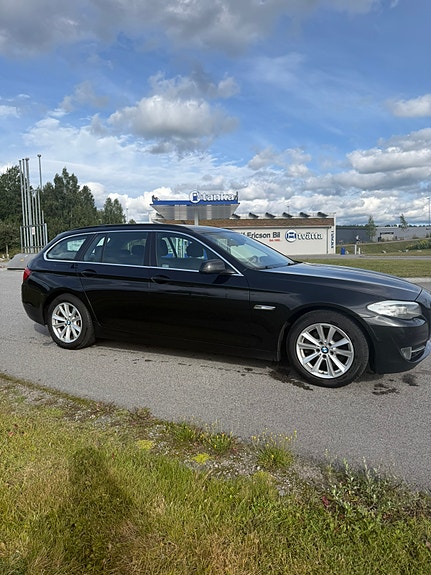 BMW 520d 2 of 7