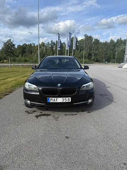 BMW 520d 5 of 7