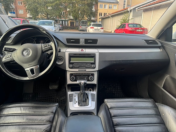 Volkswagen Passat 5 of 6