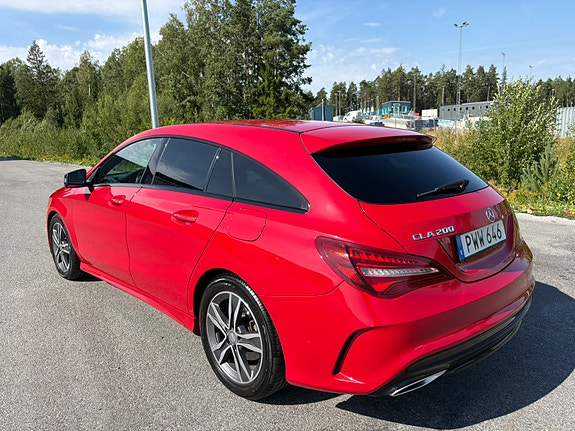 Mercedes-Benz CLA200 2 of 6