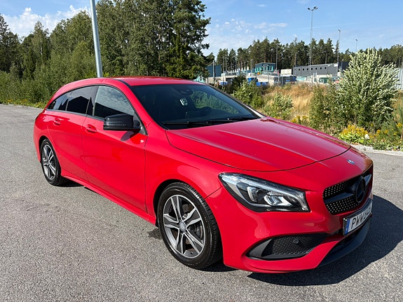 Mercedes-Benz CLA200 3 of 6