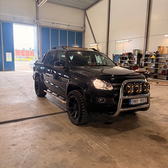 Volkswagen Amarok 3 of 5