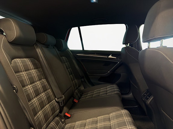 Volkswagen Golf I 16 of 22
