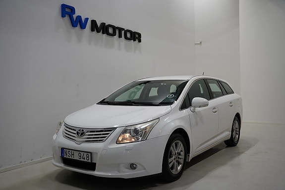 Toyota Avensis 2 of 15