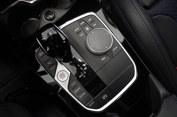 BMW 118i 10 of 14