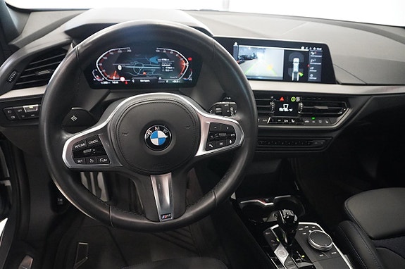 BMW 118i 13 of 14