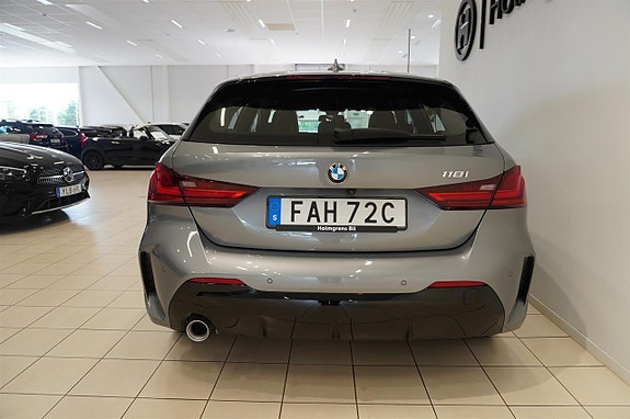 BMW 118i 5 of 14