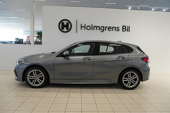 BMW 118i 3 of 14