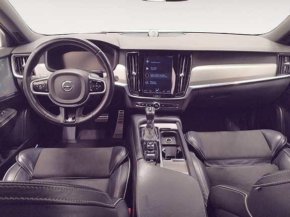 Volvo V90 10 of 24