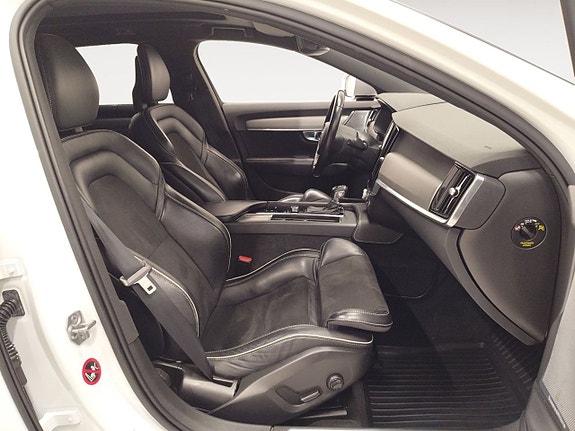 Volvo V90 15 of 24