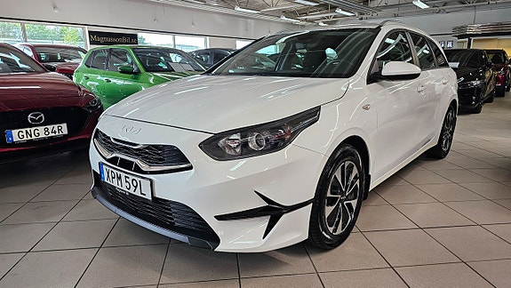 Kia Ceed 3 of 9