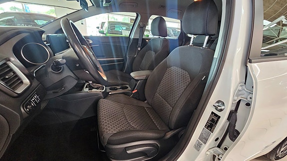 Kia Ceed 8 of 9