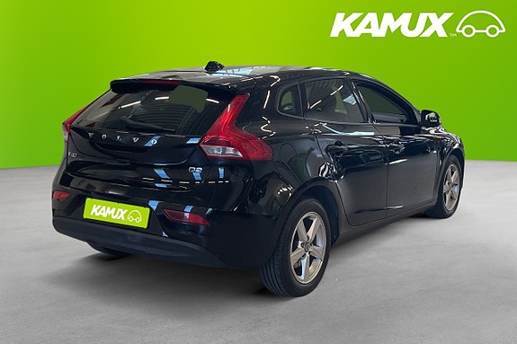 Volvo V40 4 of 22
