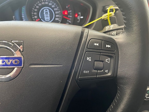 Volvo V40 20 of 22