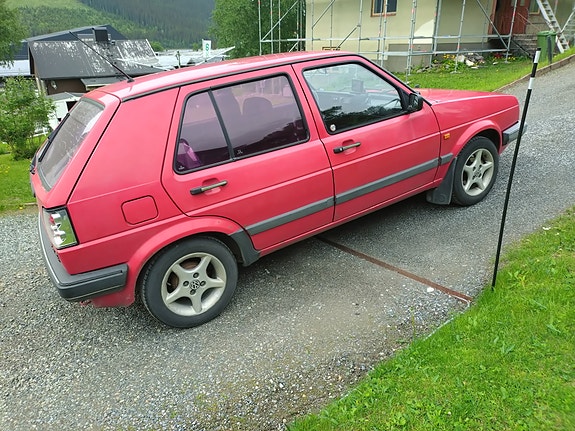 Volkswagen Golf II 3 of 6