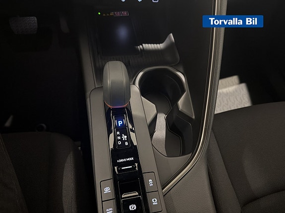 Toyota C-HR 13 of 14
