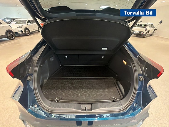 Toyota C-HR 14 of 14