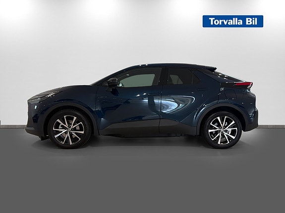 Toyota C-HR 5 of 14