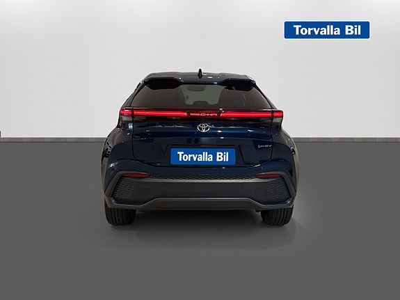 Toyota C-HR 6 of 14