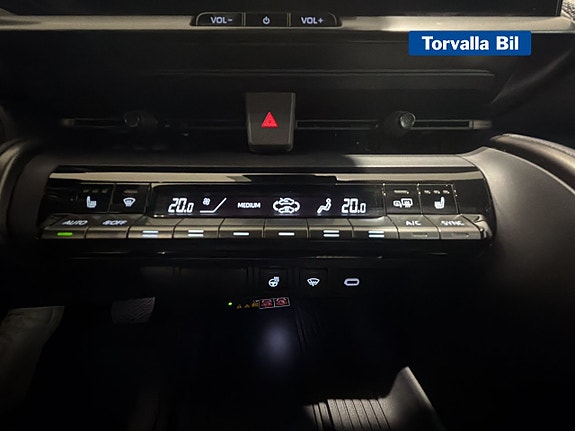 Toyota C-HR 12 of 14