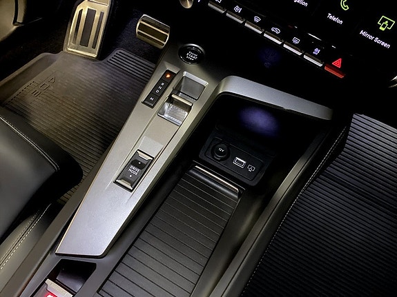 Peugeot 408 12 of 19