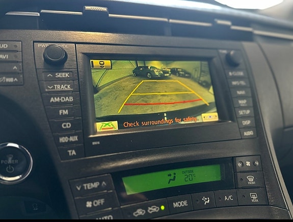 Toyota Prius 14 of 21