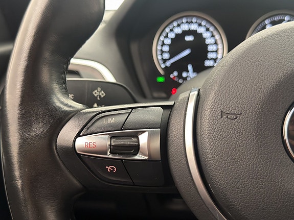 BMW 118d 18 of 30