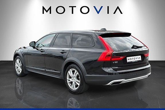 Volvo V90 Cross Country 5 of 21