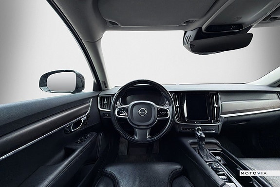 Volvo V90 Cross Country 17 of 21