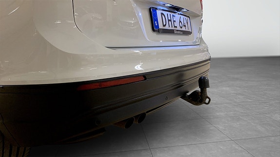 Volkswagen Tiguan 12 of 12