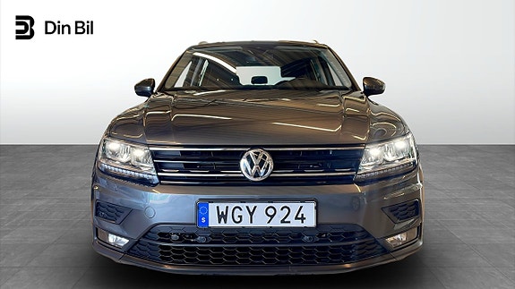 Volkswagen Tiguan 4 of 16