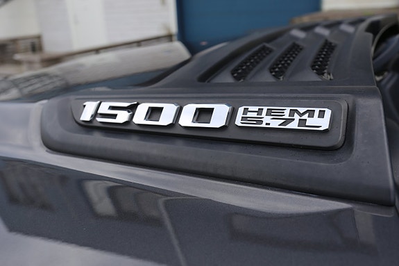 Dodge RAM 1500 21 of 23