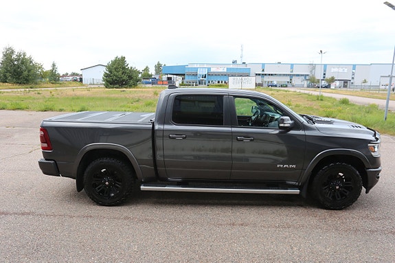 Dodge RAM 1500 18 of 23