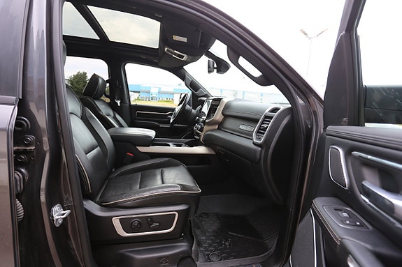 Dodge RAM 1500 15 of 23