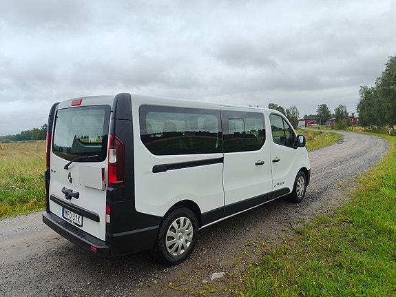 Renault Trafic 7 of 7