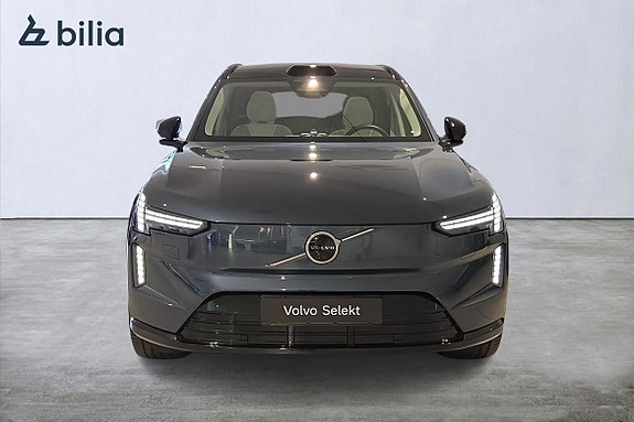 Volvo EX90 10 of 30