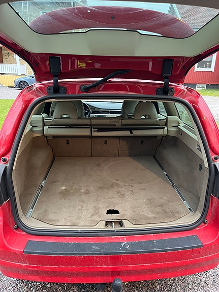 Volvo V70 5 of 5