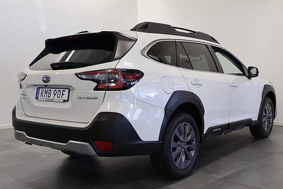 Subaru Outback 3 of 16