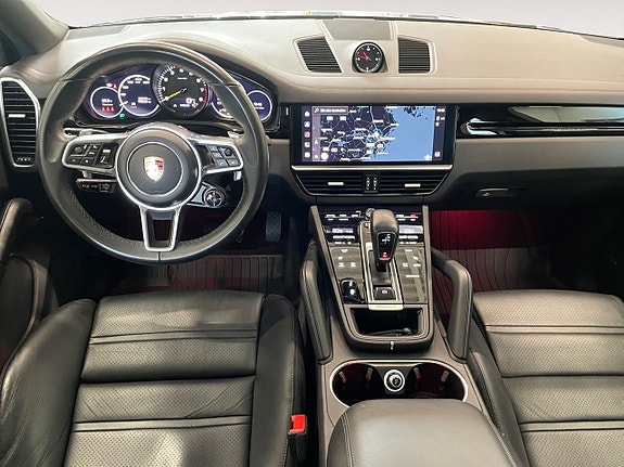 Porsche Cayenne Coupe 11 of 26