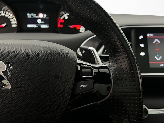 Peugeot 308 21 of 30