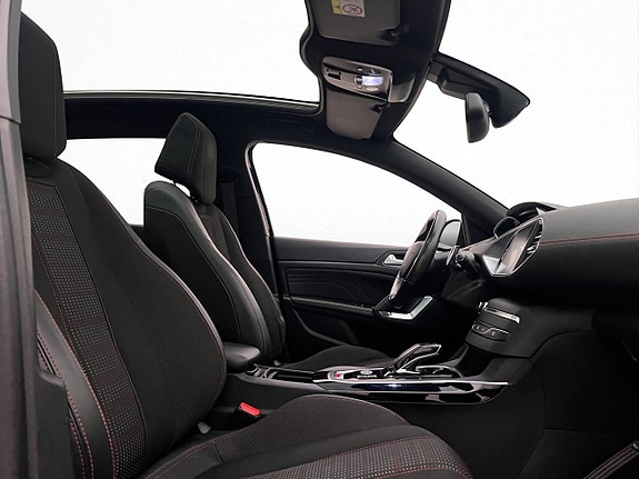 Peugeot 308 14 of 30