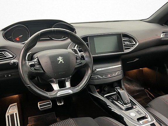 Peugeot 308 13 of 30