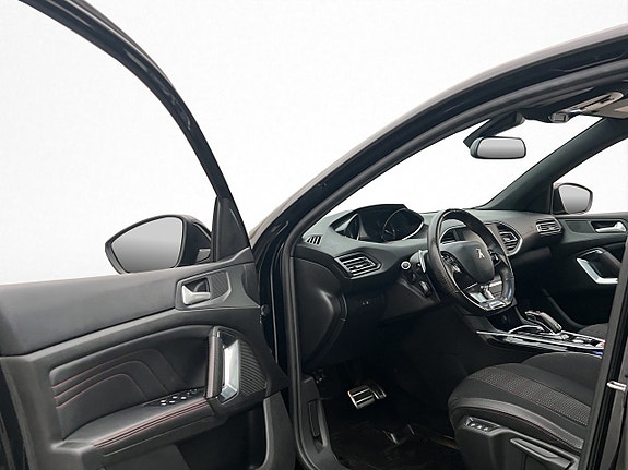 Peugeot 308 11 of 30